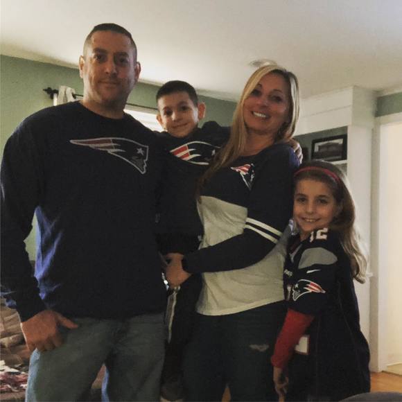 Meet your Posher, Jessica - Picture 1 of 1